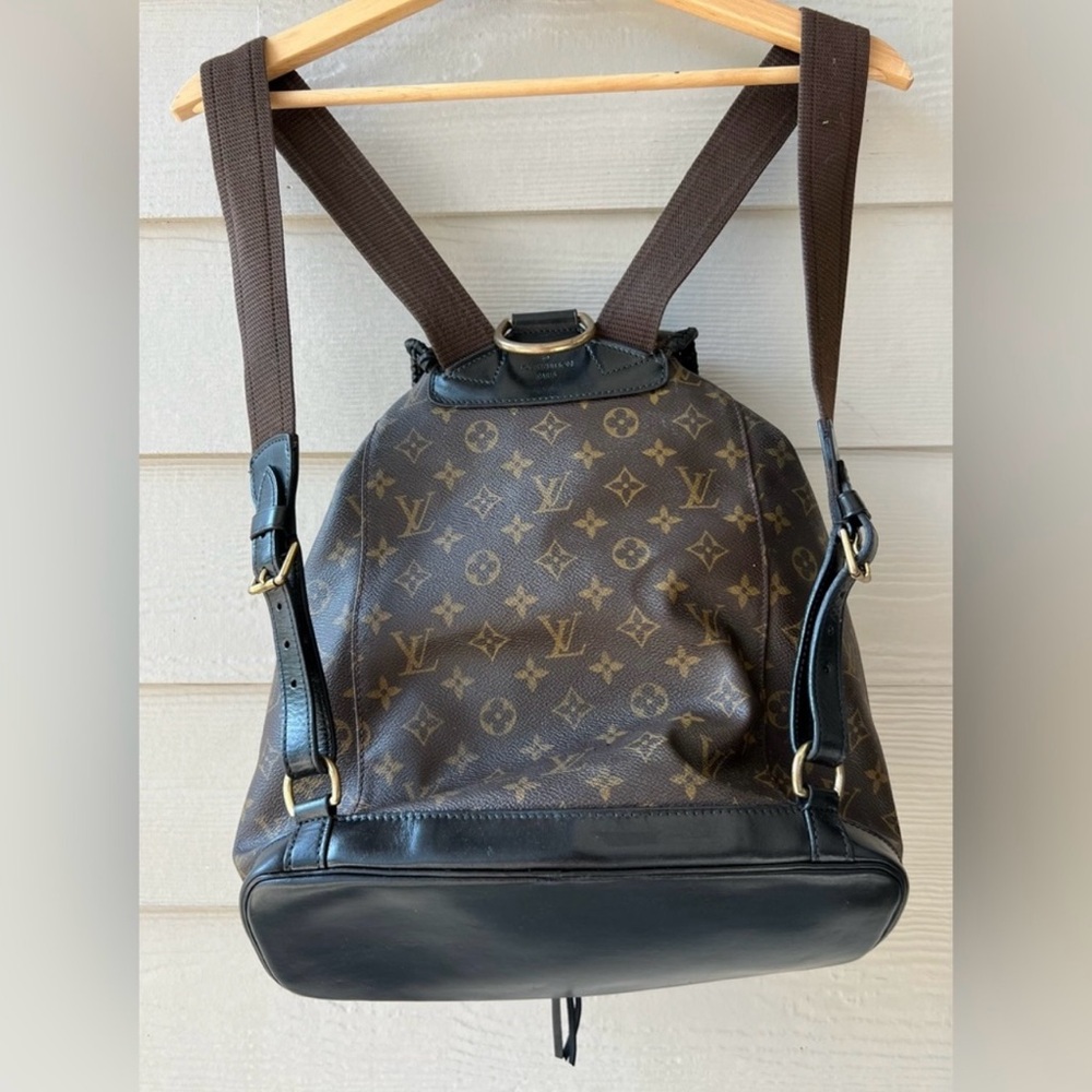 Louis Vuitton Monogram Backpack - Picture 2 of 9